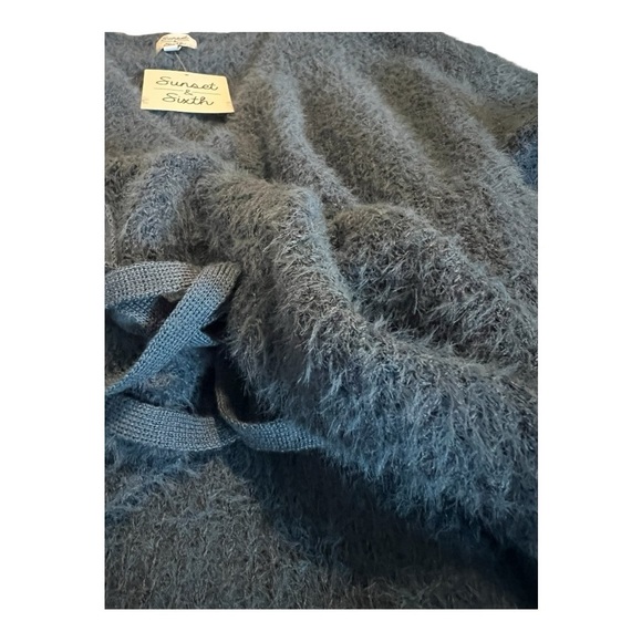 Sunsets & Sixth Fuzzy Long Sleeve Indigo Blue Tie V Neck Slouchy Sweater NEW - Picture 12 of 13